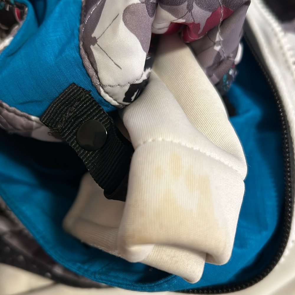 Ski jacket - Picture 10 of 16